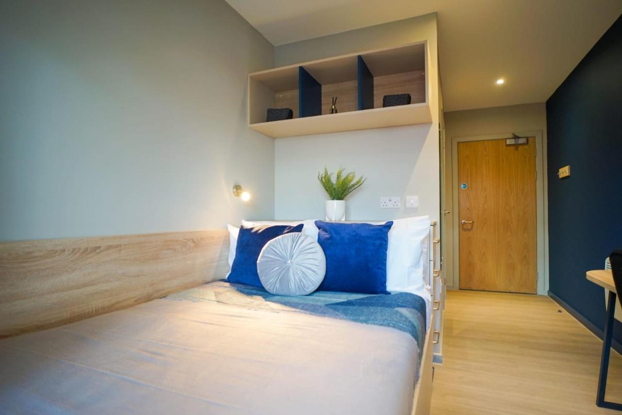 Bright Modern Studios And Private Bedrooms With Shared Kitchen At Straits Meadow Near Edinburgh City Centre Dış mekan fotoğraf