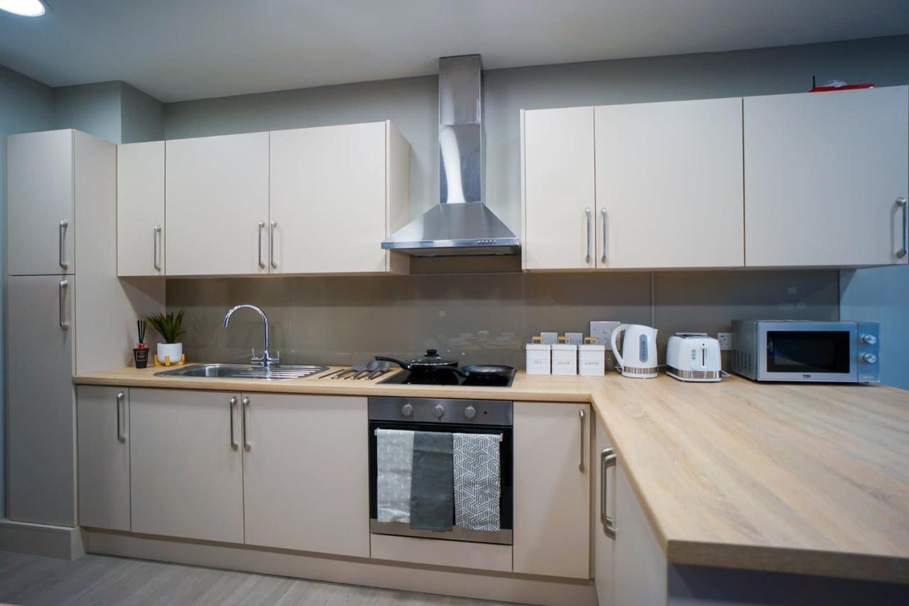 Bright Modern Studios And Private Bedrooms With Shared Kitchen At Straits Meadow Near Edinburgh City Centre Dış mekan fotoğraf
